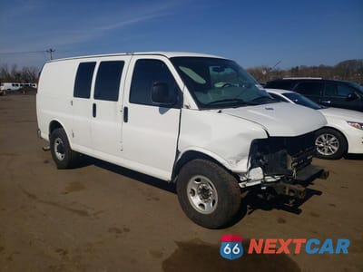 Czwarte zdjęcie samochodu z boku: 2016 GMC SAVANA G2500 VIN:1GTW7AFF6G1903037 - miniatura