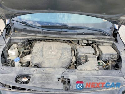 Zdjęcie 12 z 13 samochodu: 2017 KIA SEDONA LX VIN:KNDMB5C14H6233594 - miniatura