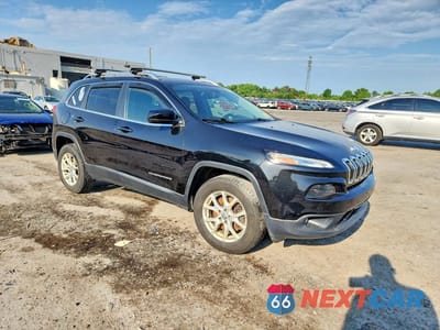 Czwarte zdjęcie samochodu z boku: 2015 JEEP CHEROKEE LATITUDE VIN:1C4PJMCB0FW604962 - miniatura