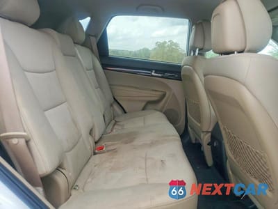 Zdjęcie 11 z 13 samochodu: 2011 KIA SORENTO LX VIN:5XYKT3A11BG162449 - miniatura