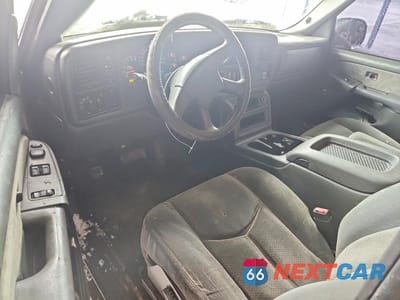 Zdjęcie 8 z 12 samochodu: 2003 CHEVROLET SILVERADO K1500 VIN:2GCEK19T131320469 - miniatura
