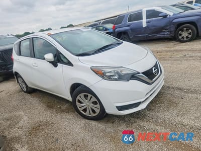 Czwarte zdjęcie samochodu z boku: 2018 NISSAN VERSA NOTE S VIN:3N1CE2CP0JL351789 - miniatura