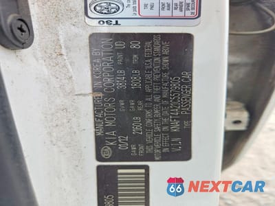 Zdjęcie 13 z 13 samochodu: 2012 KIA FORTE LX VIN:KNAFT4A21C5579805 - miniatura