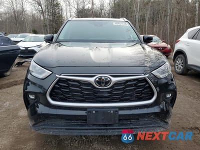 Piąte zdjęcie samochodu w środku: 2023 TOYOTA HIGHLANDER L VIN:5TDKDRBH5PS511392 - miniatura