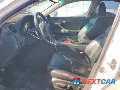 Zdjęcie 7 z 11 samochodu: 2008 LEXUS IS 250 BASE VIN:JTHBK262585082747 - miniatura