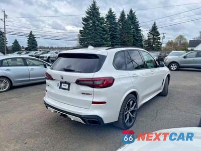 Trzecie zdjęcie samochodu z tyłu: 2023 BMW X5 M50I VIN:5UXJU4C0XP9P96255 - miniatura