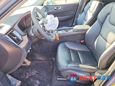 Zdjęcie 7 z 13 samochodu: 2023 VOLVO XC60 PLUS VIN:LYVH60DNXPB327039 - miniatura