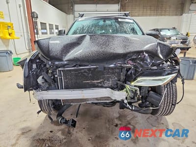 Piąte zdjęcie samochodu w środku: 2016 AUDI Q5 PREMIUM PLUS VIN:WA1L2AFP2GA074701 - miniatura