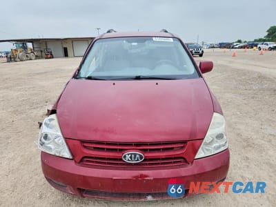 Piąte zdjęcie samochodu w środku: 2010 KIA SEDONA LX VIN:KNDMG4C37A6337760 - miniatura