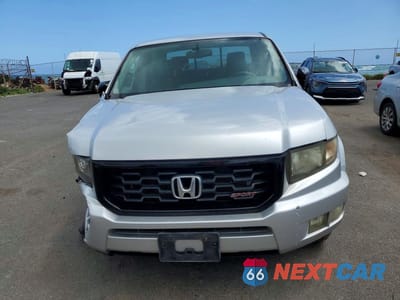 Piąte zdjęcie samochodu w środku: 2013 HONDA RIDGELINE SPORT VIN:5FPYK1F71DB017461 - miniatura