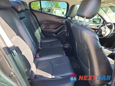 Zdjęcie 10 z 13 samochodu: 2018 MAZDA 3 GRAND TOURING VIN:3MZBN1W31JM271565 - miniatura
