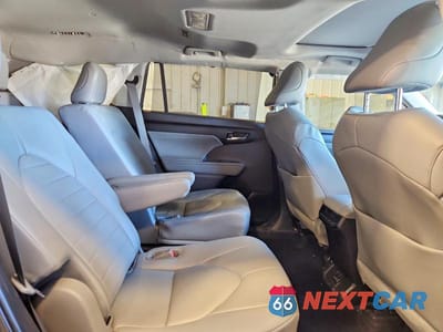 Zdjęcie 11 z 13 samochodu: 2023 TOYOTA HIGHLANDER XLE VIN:5TDKDRBH6PS527228 - miniatura