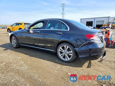 Drugie zdjęcie samochodu z przodu: 2018 MERCEDES-BENZ C 300 4MATIC VIN:55SWF4KB8JU280380 - miniatura