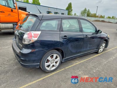 Trzecie zdjęcie samochodu z tyłu: 2008 TOYOTA COROLLA MATRIX XR VIN:2T1KR32E58C699667 - miniatura