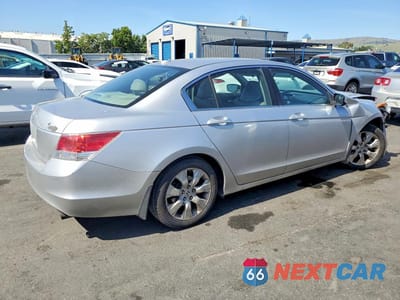 Trzecie zdjęcie samochodu z tyłu: 2010 HONDA ACCORD EXL VIN:1HGCP2F88AA115072 - miniatura