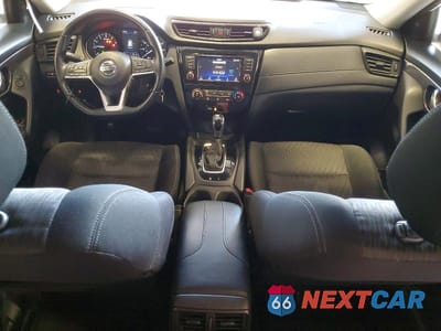 Zdjęcie 8 z 13 samochodu: 2020 NISSAN ROGUE S VIN:JN8AT2MT4LW016820 - miniatura