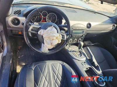 Zdjęcie 8 z 12 samochodu: 2009 MAZDA MX-5 MIATA VIN:JM1NC25F590200990 - miniatura