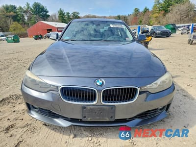 Piąte zdjęcie samochodu w środku: 2013 BMW 328 XI VIN:WBA3B3C55DF539603 - miniatura