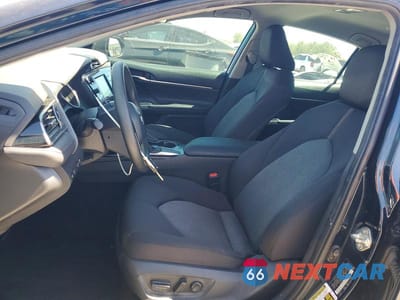 Zdjęcie 7 z 12 samochodu: 2020 TOYOTA CAMRY LE VIN:4T1C11AK4LU998033 - miniatura