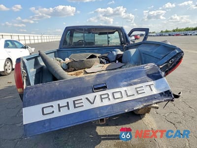 Zdjęcie 6 z 12 samochodu: 1989 CHEVROLET GMT-400 C1500 VIN:1GCDC14K6KZ178892 - miniatura