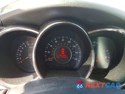 Zdjęcie 9 z 11 samochodu: 2011 KIA OPTIMA LX VIN:KNAGM4A78B5183172 - miniatura