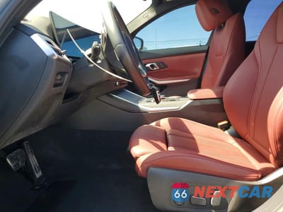 Zdjęcie 7 z 12 samochodu: 2025 BMW 330I VIN:3MW69CW09S8F16162 - miniatura