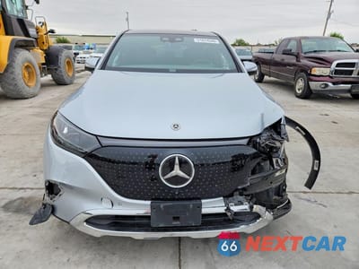 Piąte zdjęcie samochodu w środku: 2023 MERCEDES-BENZ EQE SUV 350+ VIN:4JGGM2BB6PA036675 - miniatura