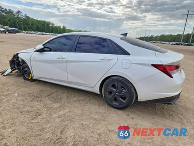 Drugie zdjęcie samochodu z przodu: 2021 HYUNDAI ELANTRA SEL VIN:5NPLM4AG4MH017459 - miniatura