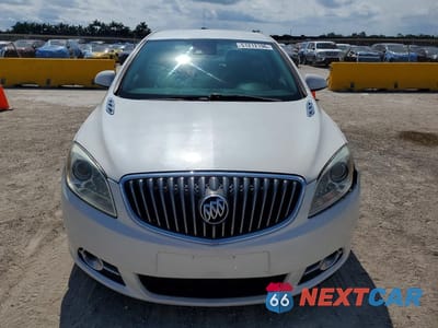 Piąte zdjęcie samochodu w środku: 2015 BUICK VERANO VIN:1G4PS5SK2F4164870 - miniatura