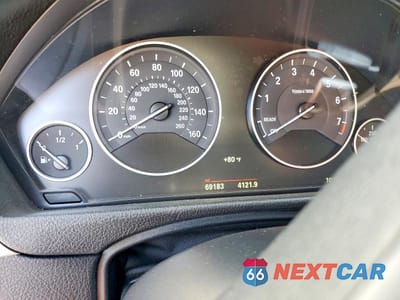 Zdjęcie 9 z 12 samochodu: 2016 BMW 320 XI VIN:WBA8E5G53GNT40210 - miniatura