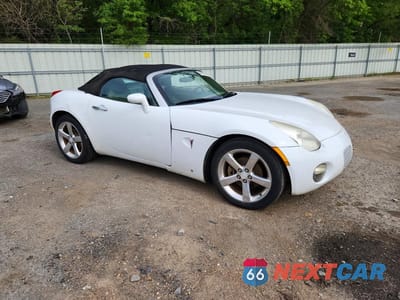 Czwarte zdjęcie samochodu z boku: 2006 PONTIAC SOLSTICE VIN:1G2MB35B06Y117373 - miniatura