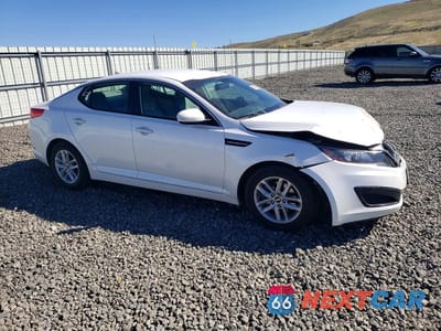 Czwarte zdjęcie samochodu z boku: 2011 KIA OPTIMA LX VIN:KNAGM4A74B5109649 - miniatura
