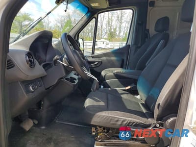 Zdjęcie 7 z 13 samochodu: 2021 MERCEDES BENZ SPRINTER 2500 DELIVERY VAN VIN:W1W40CHY1MT056549 - miniatura
