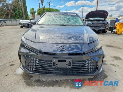 Piąte zdjęcie samochodu w środku: 2025 TOYOTA CAMRY LE VIN:4T1DAACK1SU646009 - miniatura