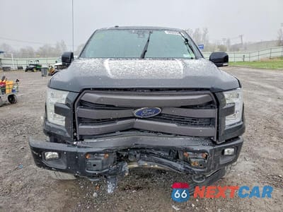 Piąte zdjęcie samochodu w środku: 2017 FORD F150 SUPERCREW VIN:1FTEW1EP8HFB56229 - miniatura