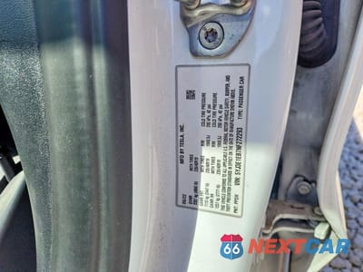 Zdjęcie 12 z 12 samochodu: 2022 TESLA MODEL 3 VIN:5YJ3E1EB7NF272293 - miniatura