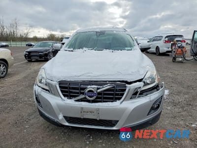 Piąte zdjęcie samochodu w środku: 2010 VOLVO XC60 3.2 VIN:YV4960DZ6A2052394 - miniatura