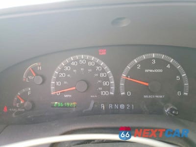 Zdjęcie 9 z 13 samochodu: 2001 FORD EXPEDITION VIN:1FMRU15W71LB42260 - miniatura