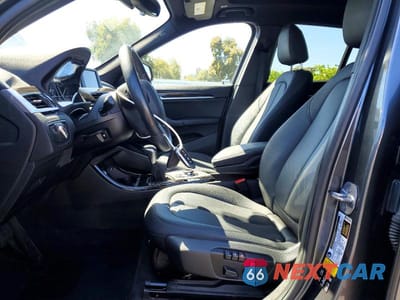 Zdjęcie 7 z 13 samochodu: 2016 BMW X1 XDRIVE28I VIN:WBXHT3C35G5E55057 - miniatura