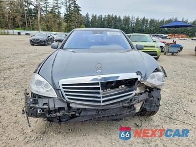 Piąte zdjęcie samochodu w środku: 2010 MERCEDES-BENZ S 550 VIN:WDDNG7BB6AA334351 - miniatura