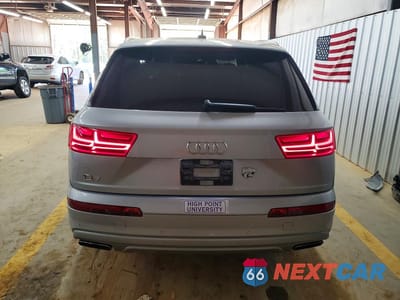 Zdjęcie 6 z 12 samochodu: 2019 AUDI Q7 PREMIUM PLUS VIN:WA1LAAF74KD012551 - miniatura
