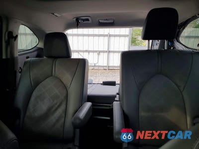 Zdjęcie 10 z 14 samochodu: 2022 TOYOTA HIGHLANDER PLATINUM VIN:5TDFZRAH4NS130571 - miniatura