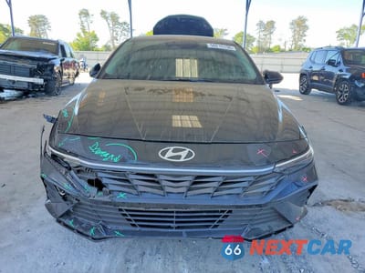 Piąte zdjęcie samochodu w środku: 2024 HYUNDAI ELANTRA SEL VIN:KMHLM4DG5RU661394 - miniatura