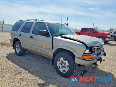 Czwarte zdjęcie samochodu z boku: 2004 CHEV BLAZER VIN:1GNDT13X74K137171 - miniatura