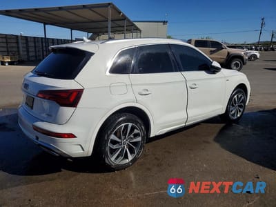 Trzecie zdjęcie samochodu z tyłu: 2023 AUDI Q5 PREMIUM PLUS 45 VIN:WA1EAAFYXP2049141 - miniatura