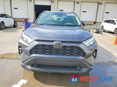Piąte zdjęcie samochodu w środku: 2025 TOYOTA RAV4 HYBRID XLE PREMIUM VIN:JTMB6RFVXSD159988 - miniatura