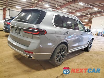 Trzecie zdjęcie samochodu z tyłu: 2023 BMW X7 XDRIVE40I VIN:5UX23EM00P9R84231 - miniatura
