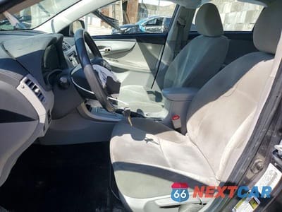 Zdjęcie 7 z 12 samochodu: 2013 TOYOTA COROLLA LE VIN:5YFBU4EE9DP204610 - miniatura