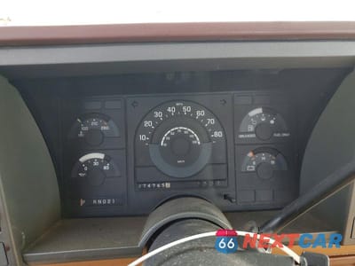 Zdjęcie 9 z 12 samochodu: 1989 GMC SIERRA C2500 VIN:1GTGC24K9KE510415 - miniatura