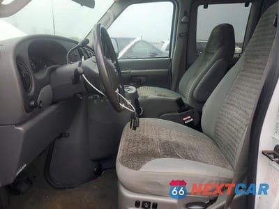 Zdjęcie 7 z 12 samochodu: 2003 FORD ECONOLINE E350 SUPER DUTY WAGON VIN:1FBSS31L83HA43878 - miniatura
